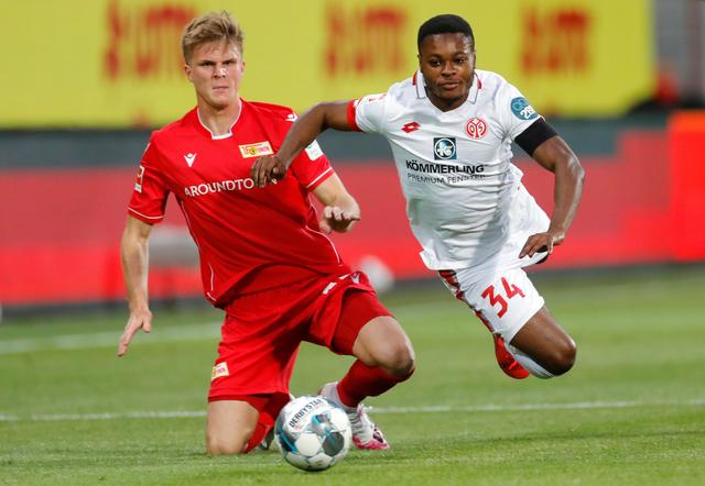 卫打出了坚 卫打出了坚